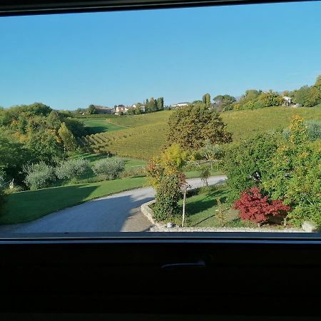 Locazione Turistica La Casetta 科内利亚诺 外观 照片